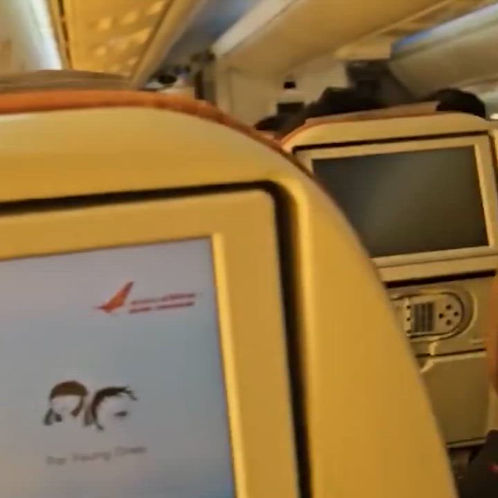 Air India, un passeggero sullo stesso velivolo precipitato: “Qui non funziona nulla” Air India, un passeggero sullo stesso velivolo precipitato: “Qui non funziona nulla”