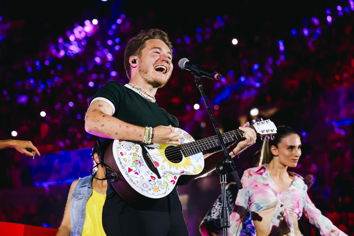 RTL 102.5 fa ballare Napoli in diretta al Pizza Village, ecco la lista dei primi artisti sul palco