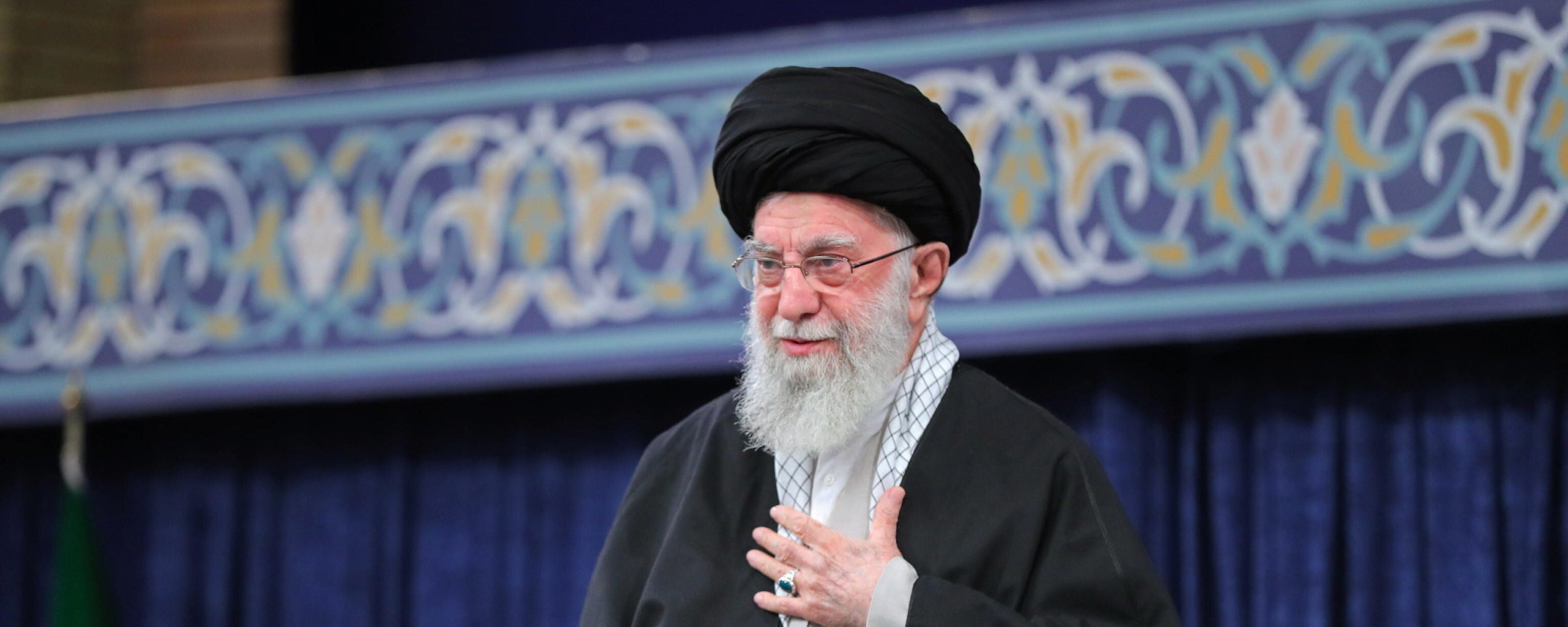 Iran, Khamenei è stato eliminato negli attacchi di Israele e Usa. Cosa cambia ora nel mondo Iran, Khamenei è stato eliminato negli attacchi di Israele e Usa. Cosa cambia ora nel mondo
