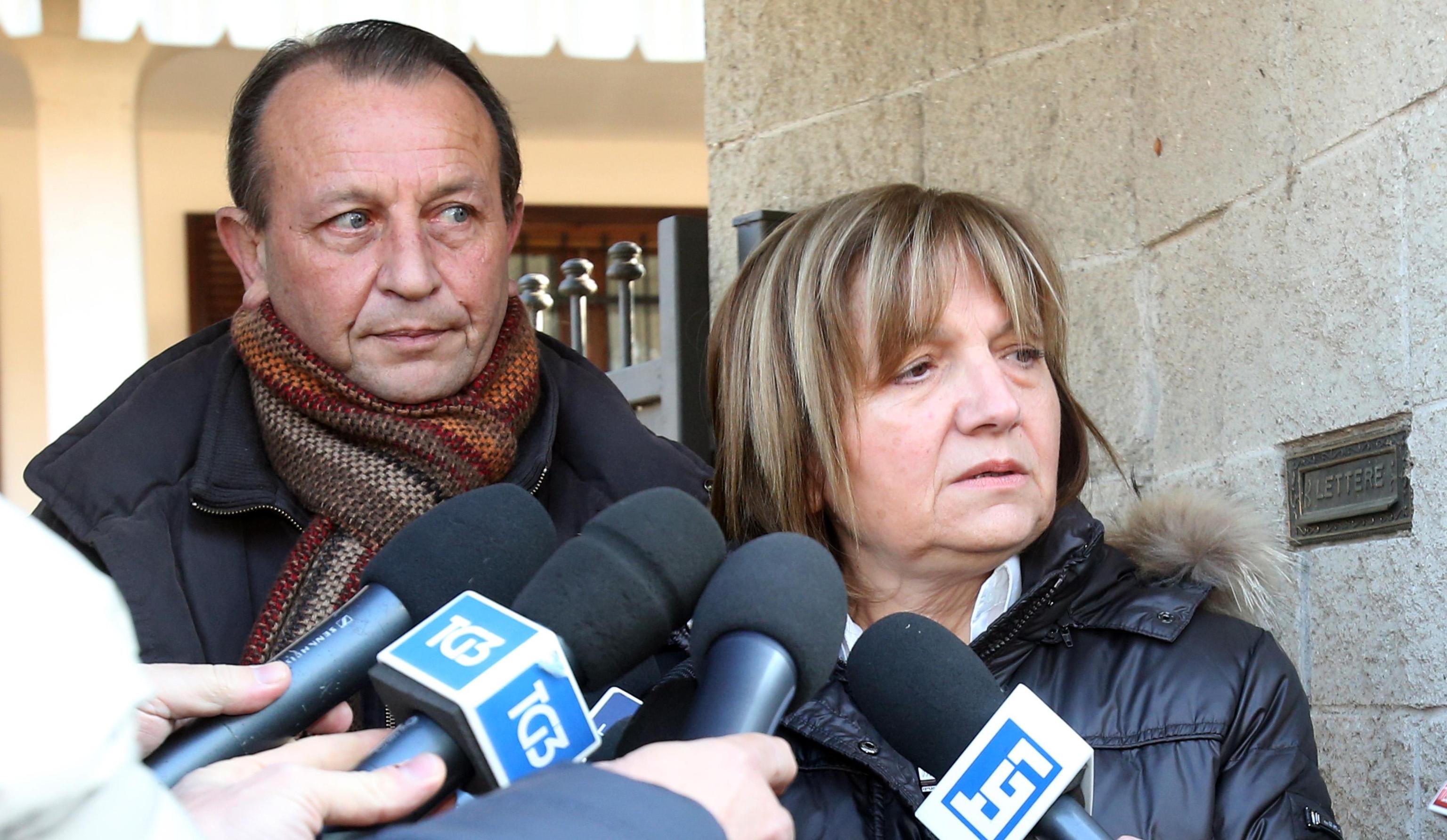Garlasco, lo sfogo dei Poggi: “Basta falsità su Chiara” Garlasco, lo sfogo dei Poggi: “Basta falsità su Chiara”
