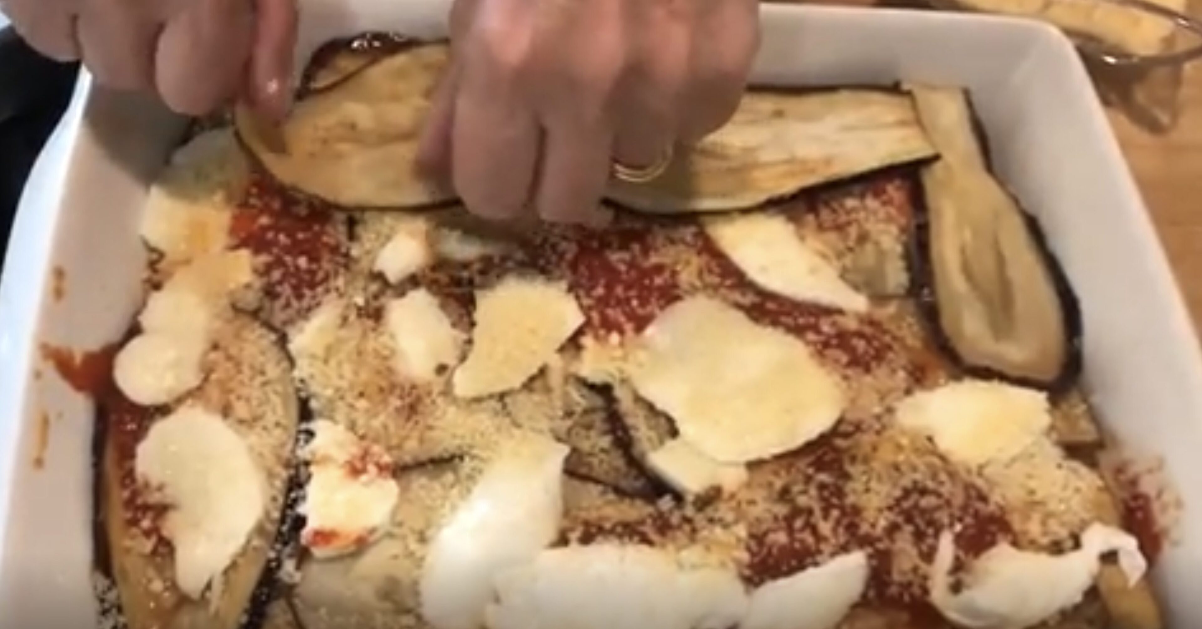 Cuciniamo Insieme: La (nostra) parmigiana di melanzane