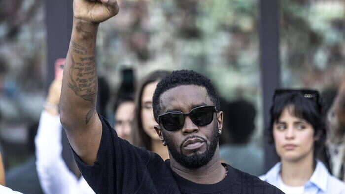 Sean “Diddy” Combs, cadono le accuse più pesanti. Gli avvocati: “È un gran giorno”