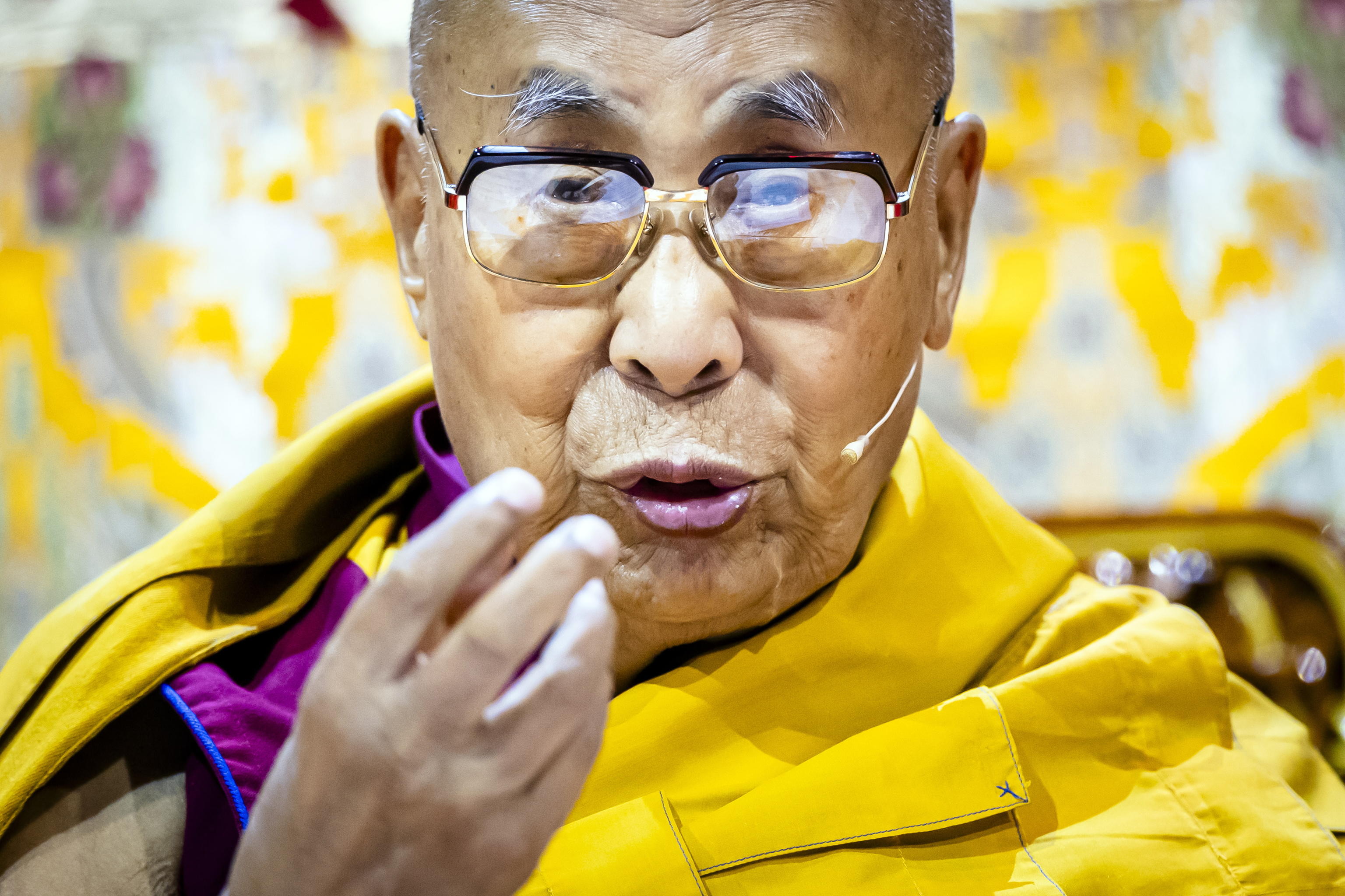 Il Dalai Lama spegne 90 candeline e le voci sull