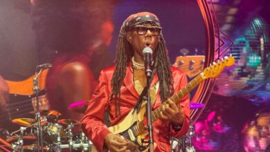 Nile Rodgers: il genio “chic” dell’arte di far ballare il mondo