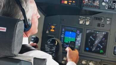 Piloti d’aereo, possibile l’innalzamento dell’età pensionabile a 67 anni