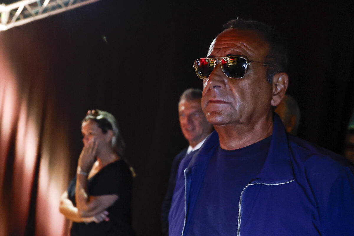 Pippo Baudo, alla camera ardente tanti vip e una folla di gente comune Pippo Baudo, alla camera ardente tanti vip e una folla di gente comune