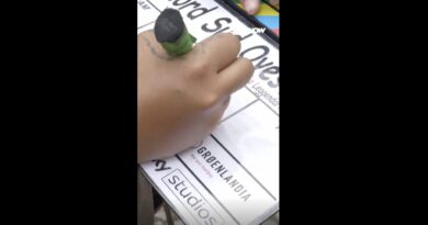 Max e Mauro tornano in scena: le prime immagini della seconda stagione degli 883