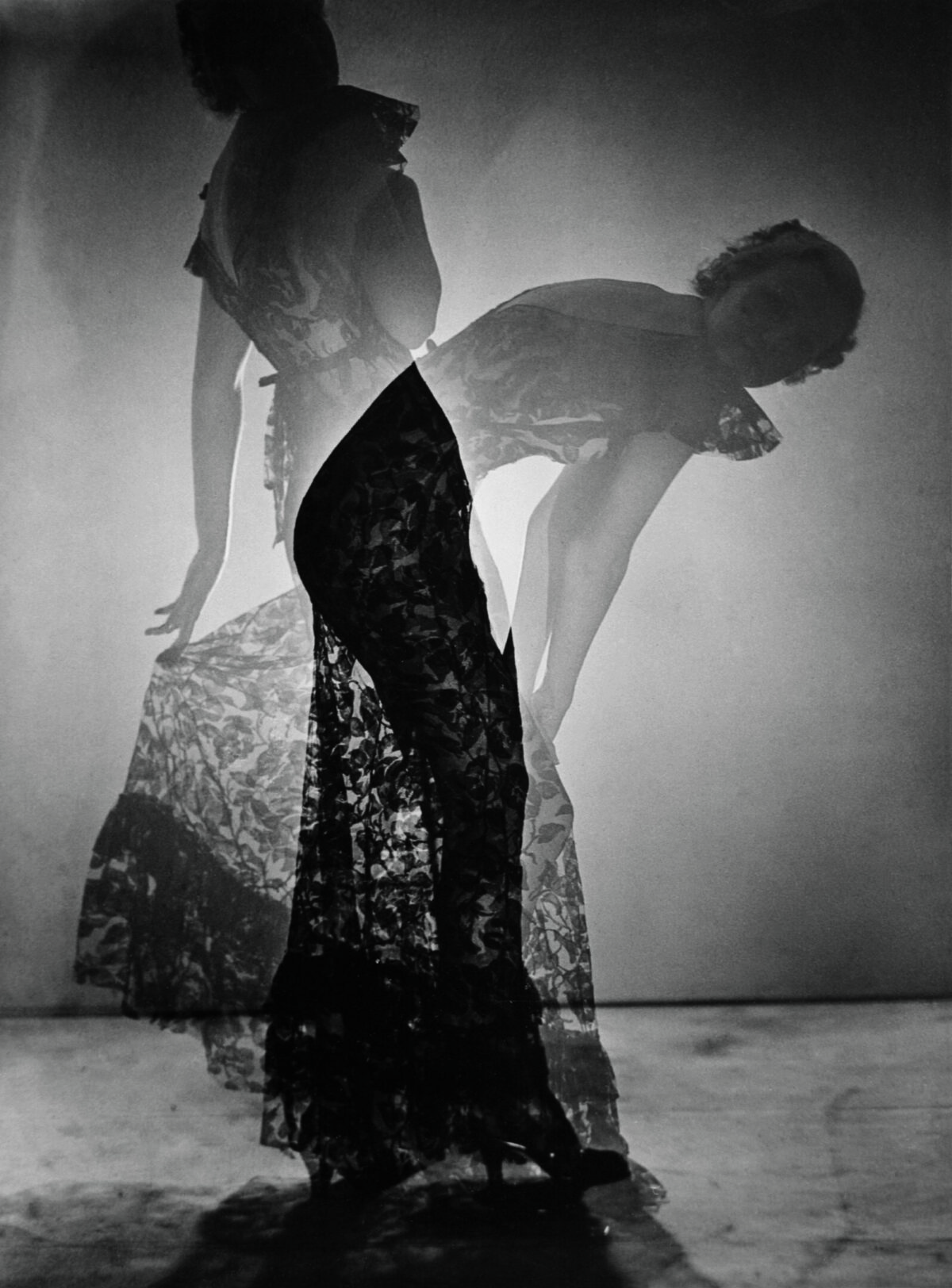 Milano Fashion Week, Palazzo Reale inaugura Man Ray. Forme di luce Milano Fashion Week, Palazzo Reale inaugura Man Ray. Forme di luce