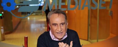 È morto Emilio Fede, il volto che ha attraversato mezzo secolo di tv italiana