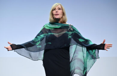 Festival del Cinema di Venezia, Kim Novak riceve il Leone d’oro alla carriera