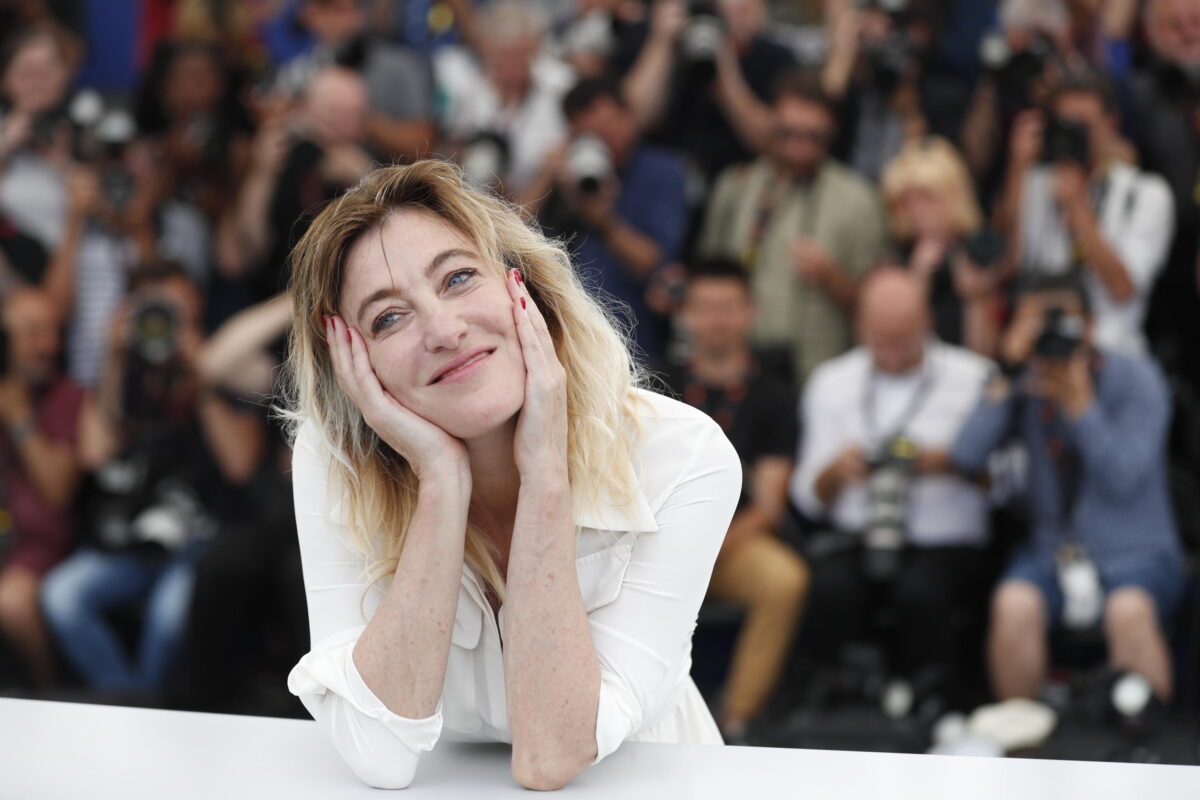 Festival del cinema di Venezia, Valeria Bruni Tedeschi e il ritratto di Eleonora Duse Festival del cinema di Venezia, Valeria Bruni Tedeschi e il ritratto di Eleonora Duse