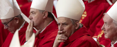 Zuppi cambia rotta: la Cei riapre alle coppie omosessuali sfidando Leone XIV