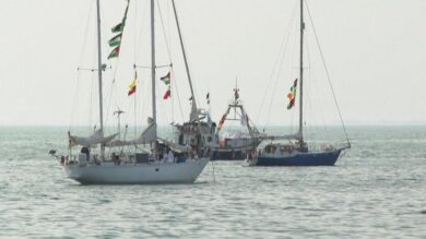 Global Sumud Flotilla, gli attivisti accusano la polizia tunisina di aver fatto sparire delle prove