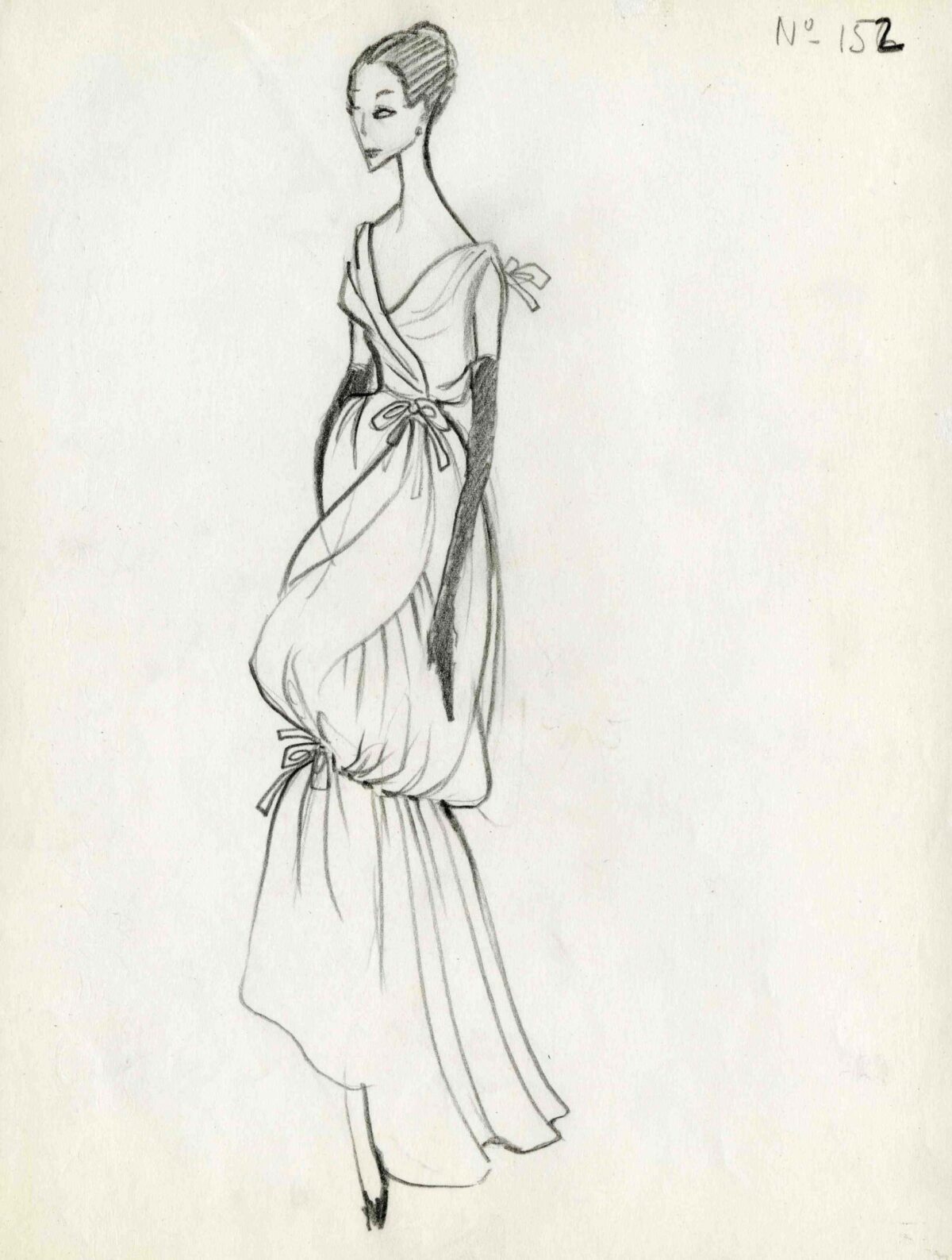 Alaïa e Balenciaga in mostra alla Fondazione Museo del tessuto di Prato Alaïa e Balenciaga in mostra alla Fondazione Museo del tessuto di Prato