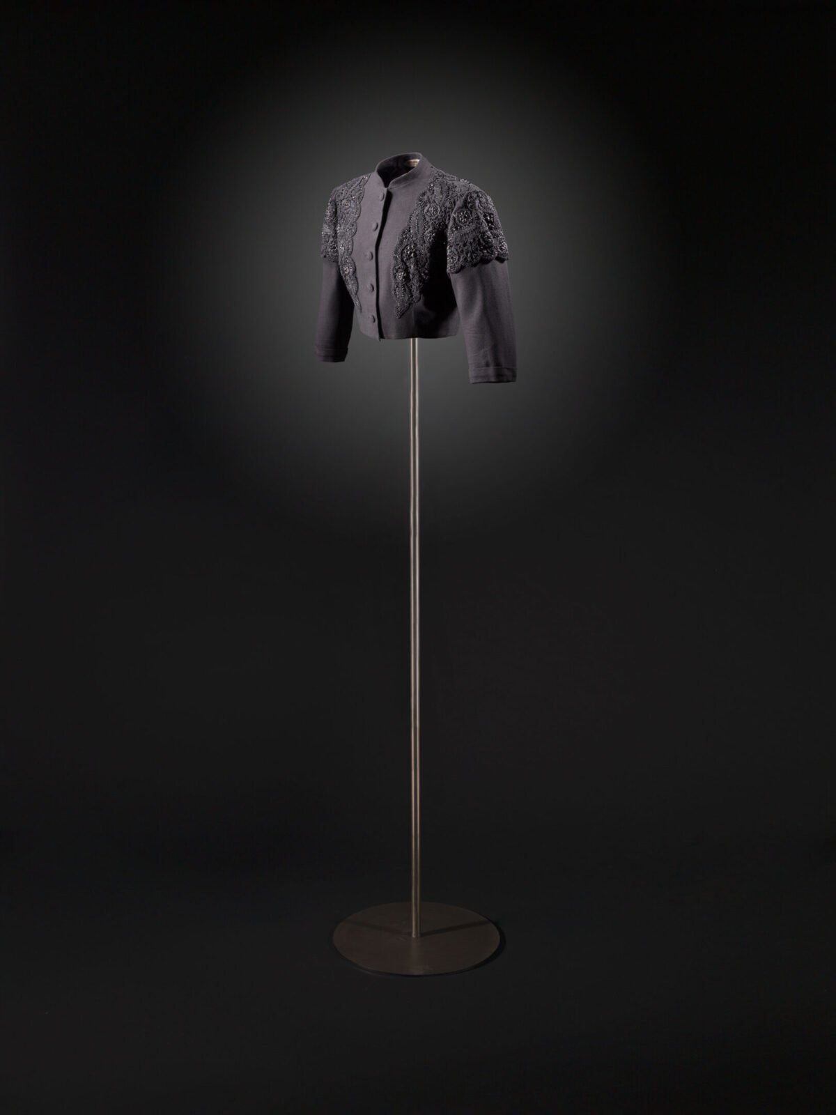 Alaïa e Balenciaga in mostra alla Fondazione Museo del tessuto di Prato Alaïa e Balenciaga in mostra alla Fondazione Museo del tessuto di Prato