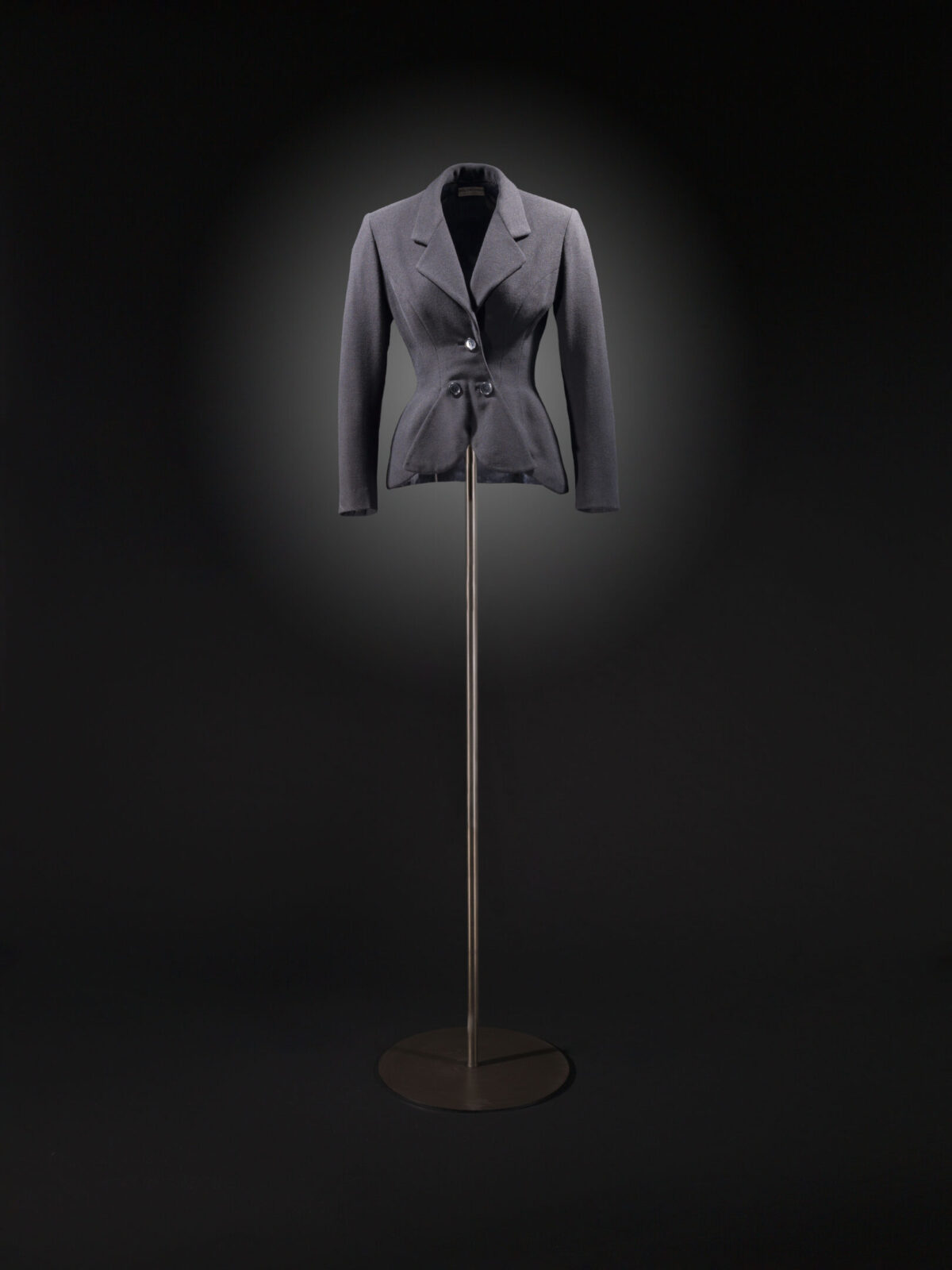 Alaïa e Balenciaga in mostra alla Fondazione Museo del tessuto di Prato Alaïa e Balenciaga in mostra alla Fondazione Museo del tessuto di Prato