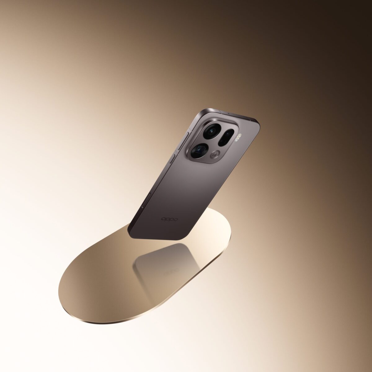 Oppo Find X9 Pro, lo smartphone che non si scarica mai (e scatta come una reflex)