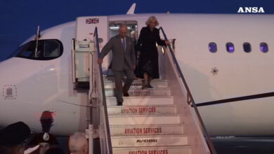 Carlo e Camilla arrivano a Roma per la visita di Stato in Vaticano