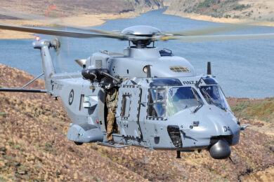 Elicotteri NH90 da record: 2.877 km sopra l’oceano in due giorni di volo