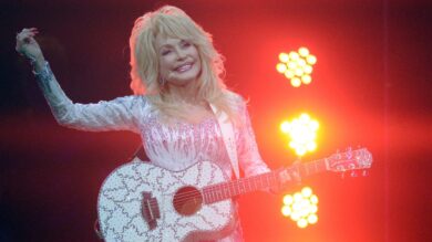 Dolly Parton: la regina del country non sta bene e cancella i concerti