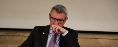 Mentre si straparla di patriarcato Landini dà della «cortigiana» a Meloni