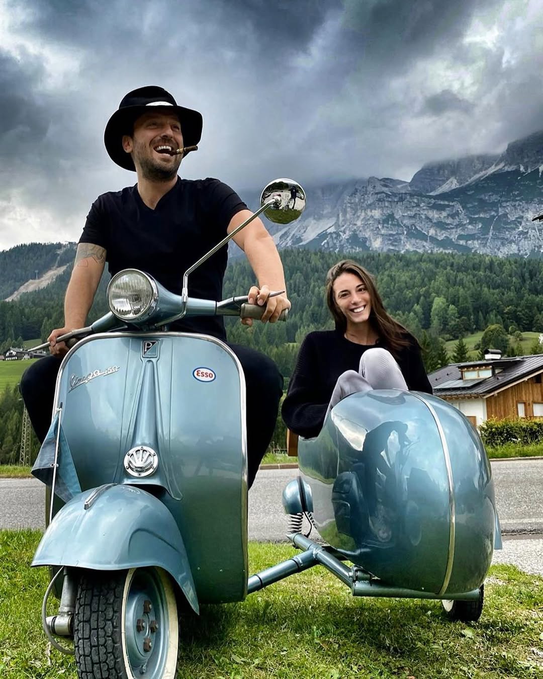 Cremonini contro l’ex Martina Maggiore: «Ha raccontato la mia vita intima senza considerarmi» Cremonini contro l’ex Martina Maggiore: «Ha raccontato la mia vita intima senza considerarmi»