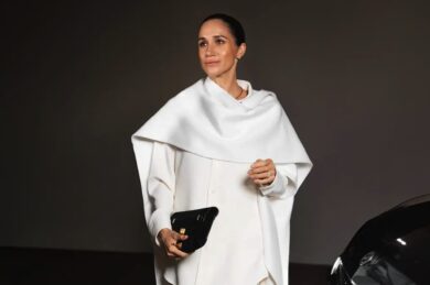 Meghan Markle a Parigi per la moda: che gaffe su Lady Diana