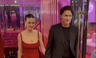 Katy Perry e Justin Trudeau stanno insieme: la relazione è ufficiale dopo la romantica uscita a Parigi