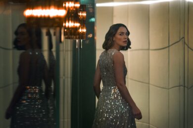 La donna nella cabina 10: il nuovo thriller Netflix con Keira Knightley tratto dal bestseller di Ruth Ware