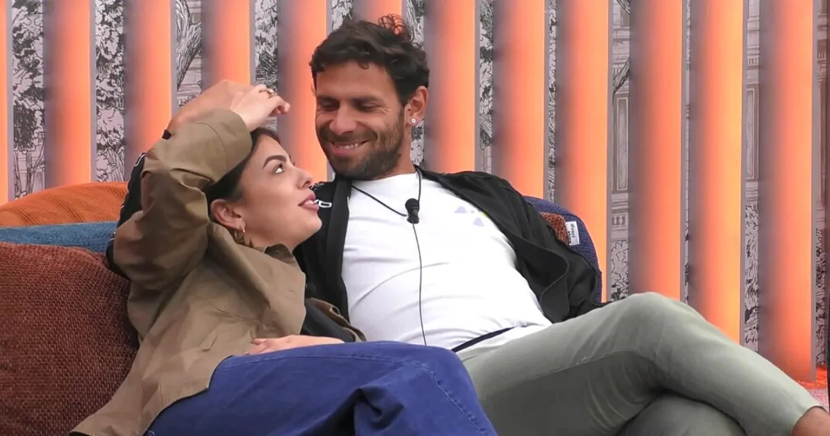 Grande Fratello, Simona Ventura tra ascolti record, amori e scontri nella Casa e il nuovo doppio appuntamento settimanale Grande Fratello, Simona Ventura tra ascolti record, amori e scontri nella Casa e il nuovo doppio appuntamento settimanale