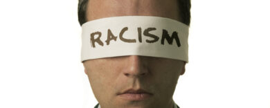 Quando è l’uomo bianco la vittima del razzismo