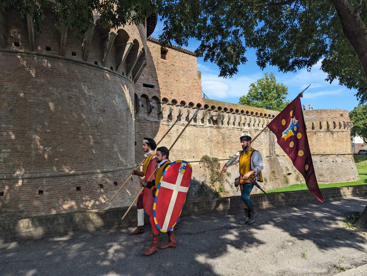 Nasce la Giornata nazionale degli abiti storici: l’Italia celebra le sue radici e il Made in Italy Nasce la Giornata nazionale degli abiti storici: l’Italia celebra le sue radici e il Made in Italy