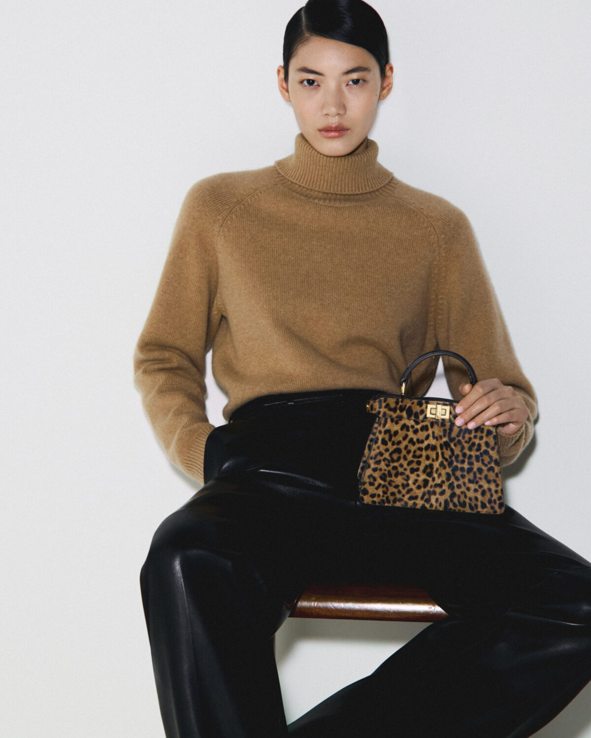 Moda, l’Holiday season comincia con le nuove immagini di campagna Moda, l’Holiday season comincia con le nuove immagini di campagna