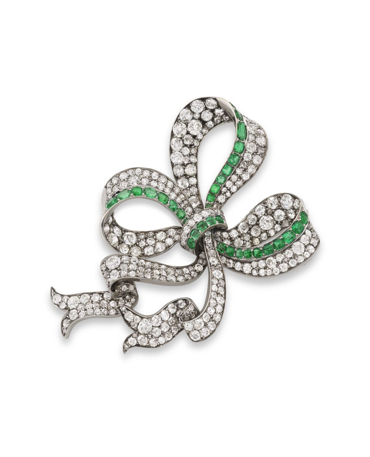 Gioielli, The Vanderbilt Sapphire supera i tre milioni di euro Gioielli, The Vanderbilt Sapphire supera i tre milioni di euro