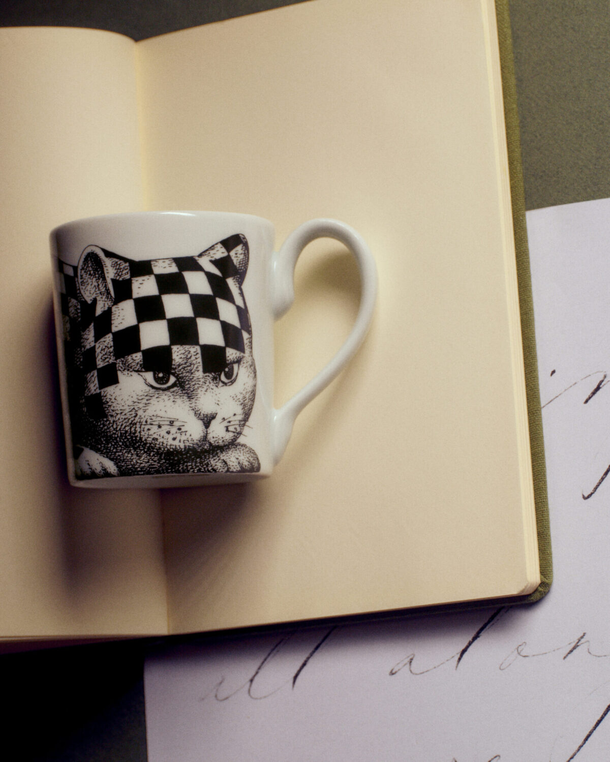 Galleria foto 'Barnaba Fornasetti insieme a Tommaso Calabro presenta L’Heure du Chat' - foto 7