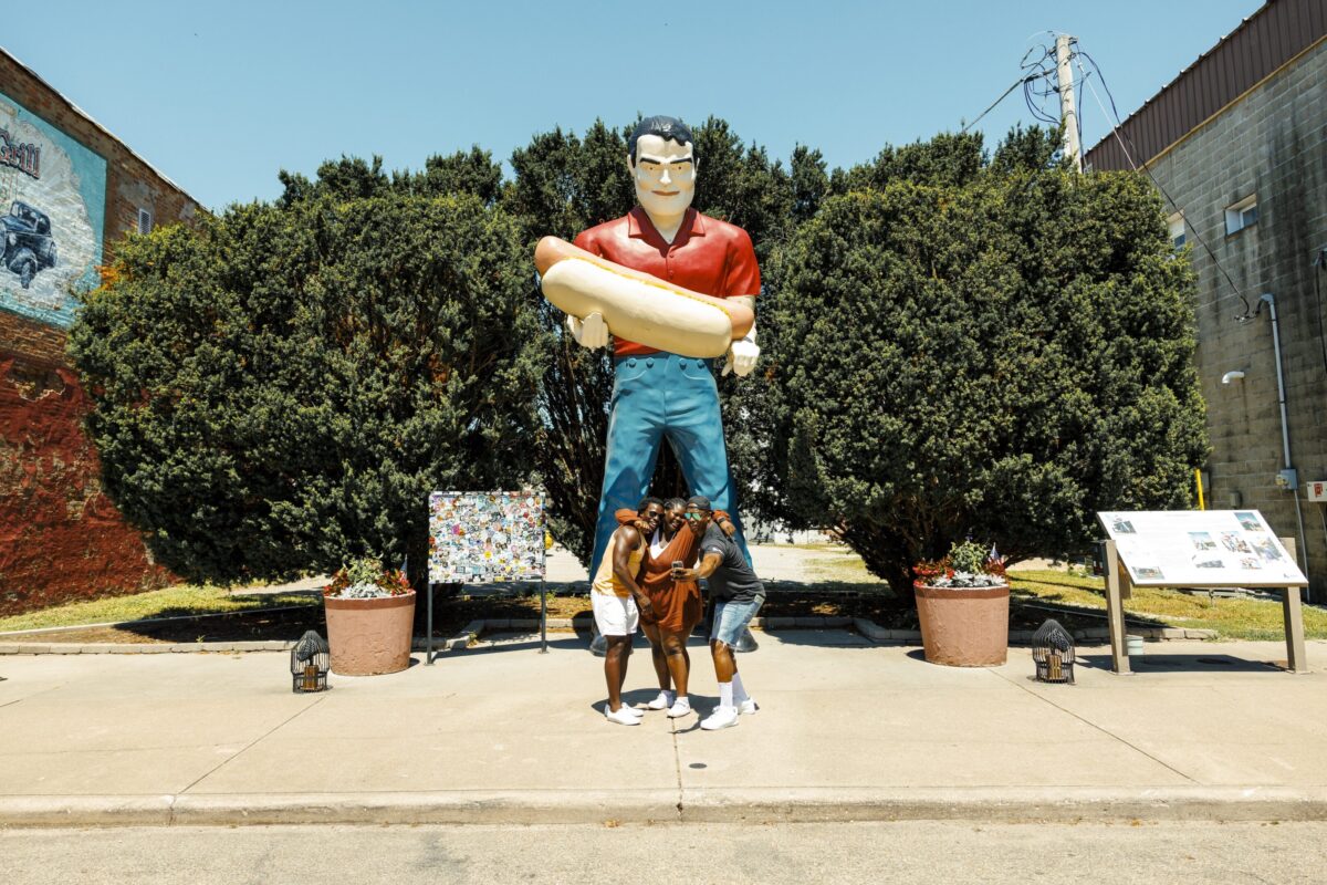 Cento anni di Route 66: ecco tutto quello che c’è da sapere sulla strada più leggendaria d’America Cento anni di Route 66: ecco tutto quello che c’è da sapere sulla strada più leggendaria d’America