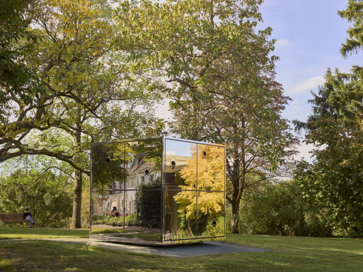 Yayoi Kusama, la donna dei pois: a Basilea la mostra che celebra 10 anni di infiniti punti