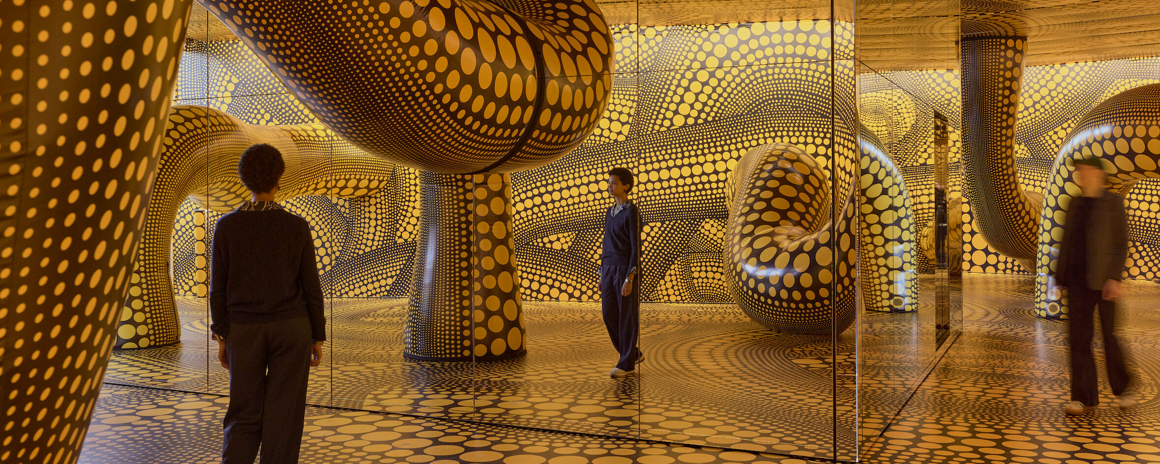 yayoi kusama la donna dei pois a basilea la mostra che celebra 10 anni di infiniti punti da Panorama.it yayoi kusama la donna dei pois a basilea la mostra che celebra 10 anni di infiniti punti