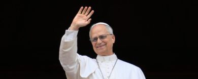 Leone XIV si erge a paladino del sesso coniugale: la difesa del matrimonio nella nota «Una caro. Elogio della monogamia»