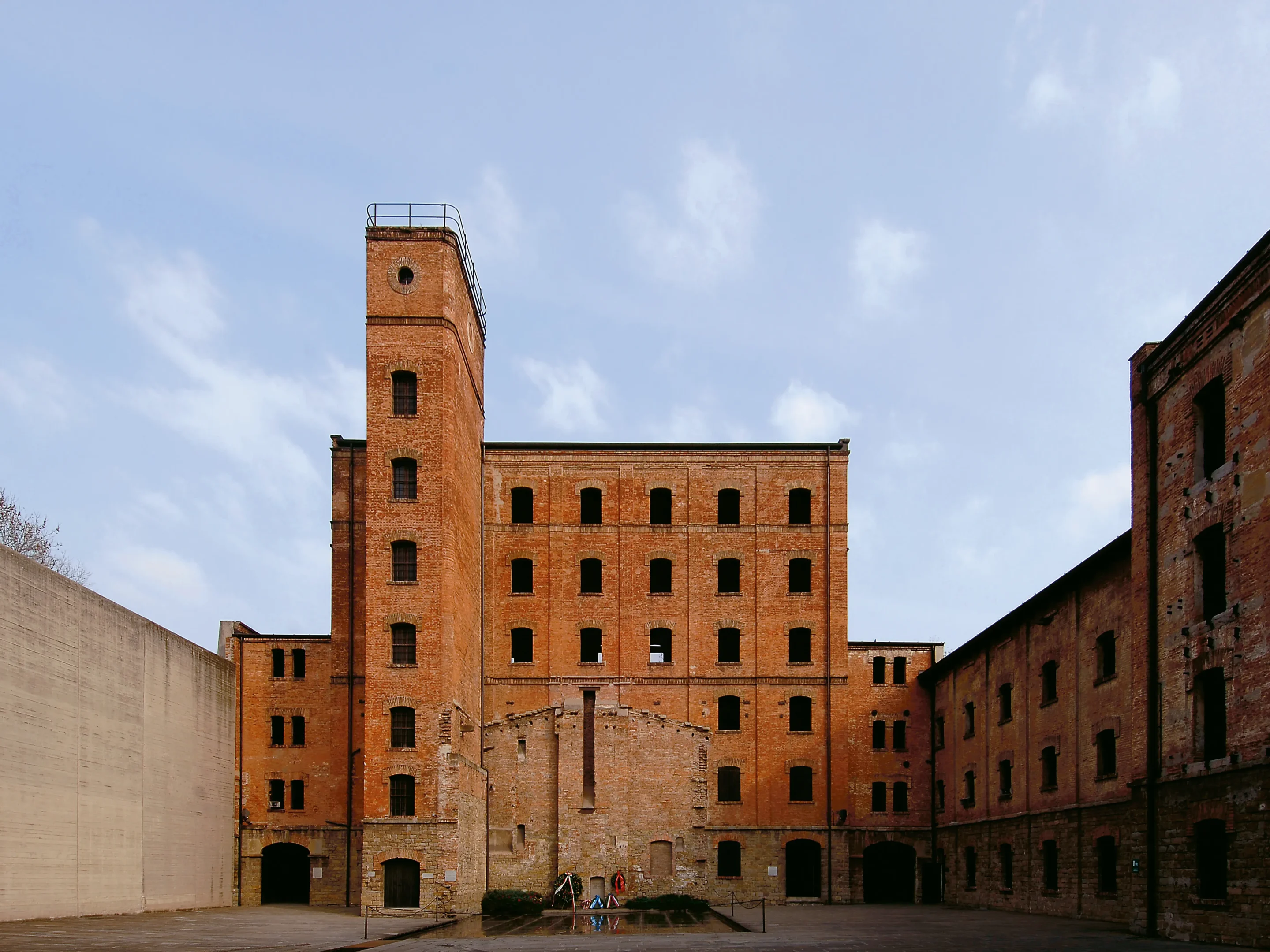 Mappa della Memoria, ecco come funziona la nuova legge per ricordare i luoghi dell’internamento degli ebrei Mappa della Memoria, ecco come funziona la nuova legge per ricordare i luoghi dell’internamento degli ebrei