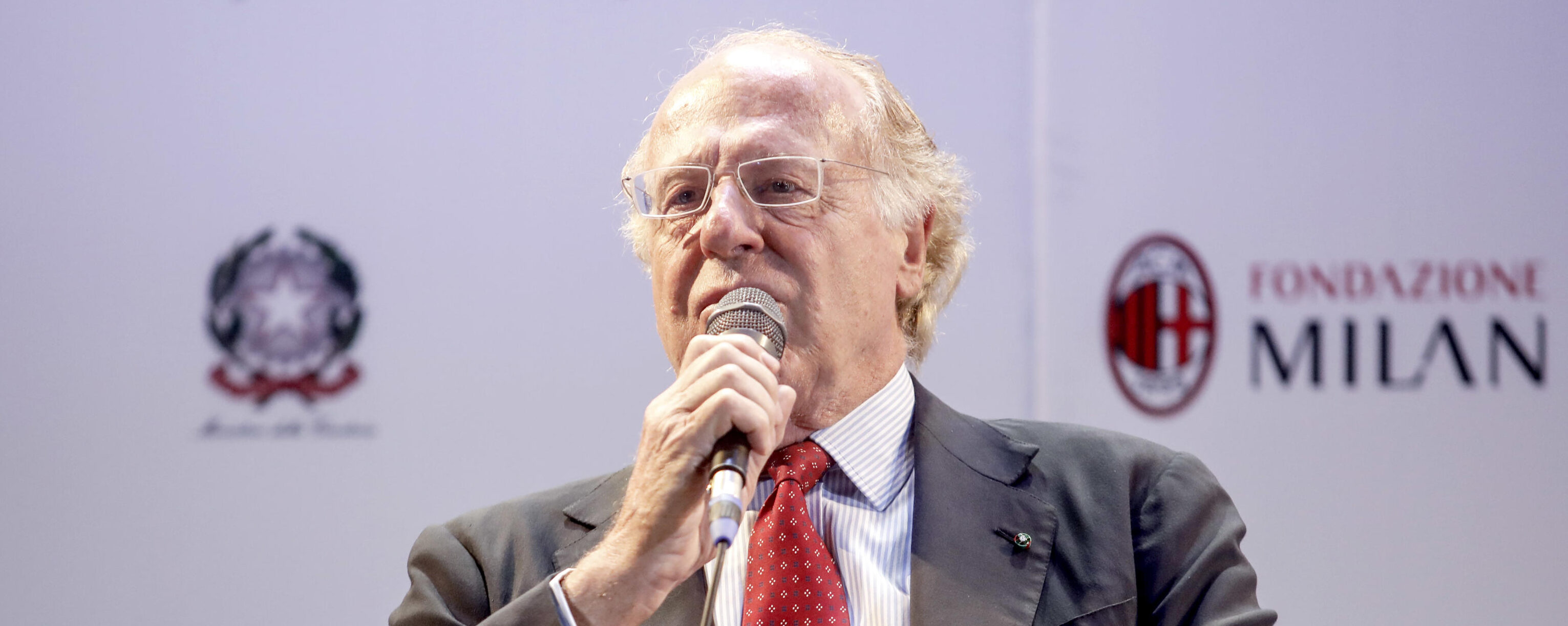 milan i conti tornano terzo bilancio in utile e record di fatturato