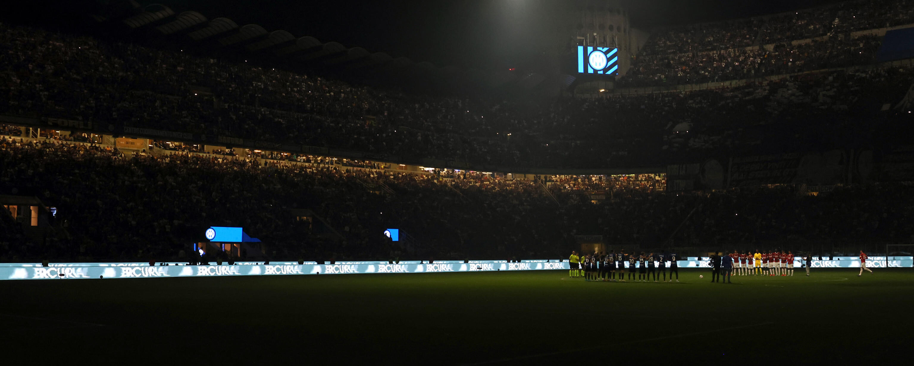 Inter e Milan, primo derby da soci: così cambia il calcio milanese Inter e Milan, primo derby da soci: così cambia il calcio milanese