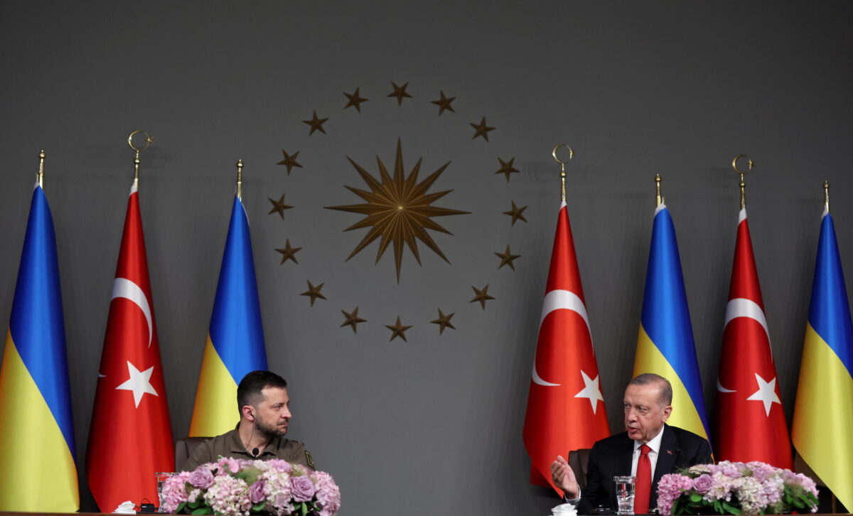 Pace in Ucraina: Donbass e Crimea a Mosca, garanzie a Kiev, ecco i dettagli della proposta russo-americana