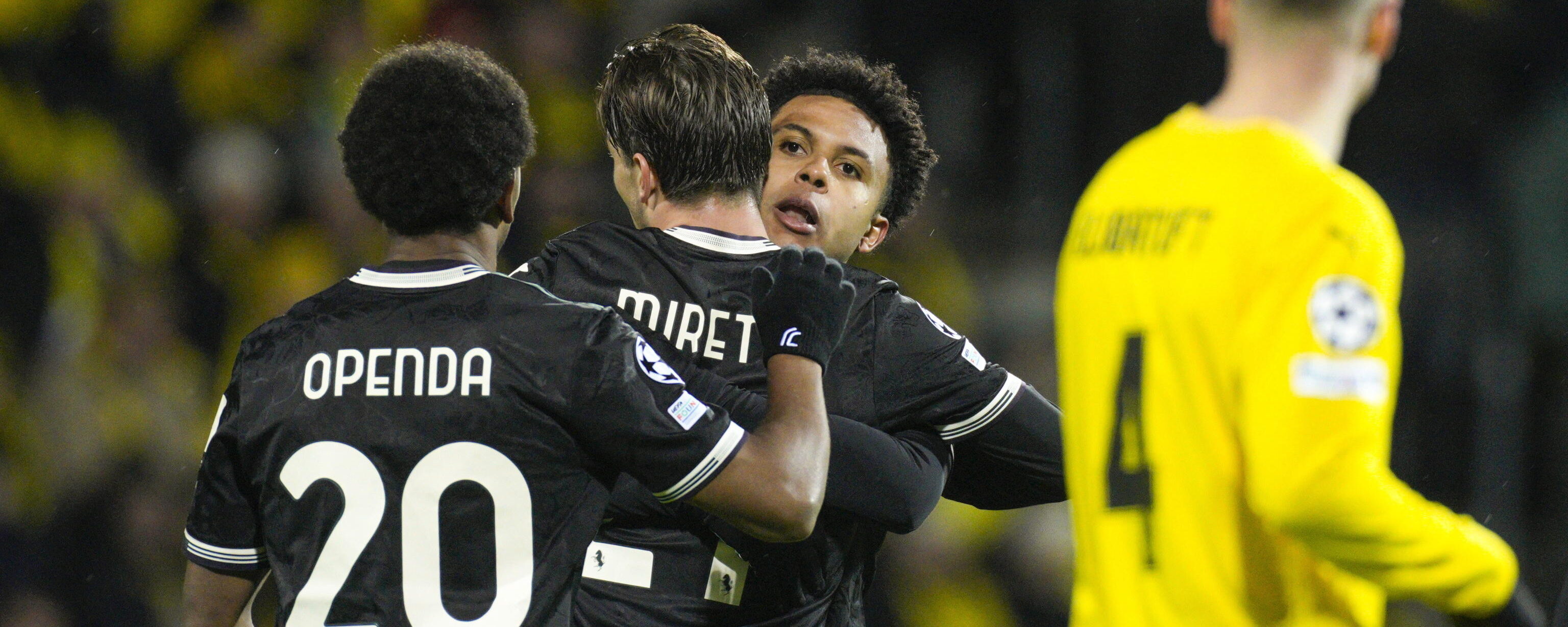 Juventus e Napoli, vittorie che salvano la Champions League Juventus e Napoli, vittorie che salvano la Champions League