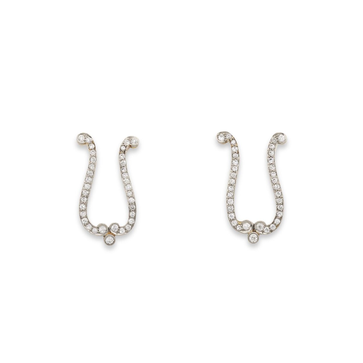 Gioielli, The Vanderbilt Sapphire supera i tre milioni di euro Gioielli, The Vanderbilt Sapphire supera i tre milioni di euro