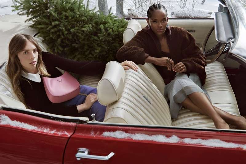 Moda, l’Holiday season comincia con le nuove immagini di campagna Moda, l’Holiday season comincia con le nuove immagini di campagna