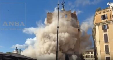 Fori Imperiali, nuovo crollo della Torre dei Conti
