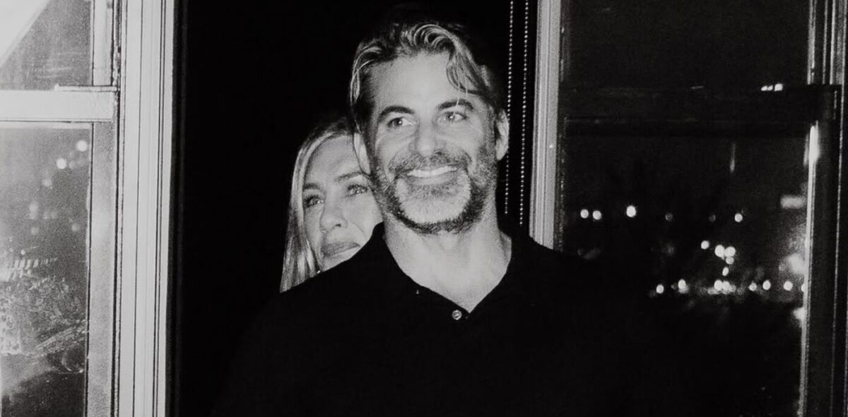 Galleria foto 'Jennifer Aniston non è più single: ecco chi Jim Curtis, il nuovo amore che le ha fatto ritrovare il sorriso' - foto 1