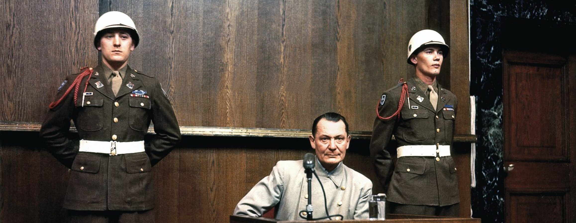 Norimberga come non l’abbiamo mai vista: la fragilità segreta dei gerarchi nazisti sotto processo