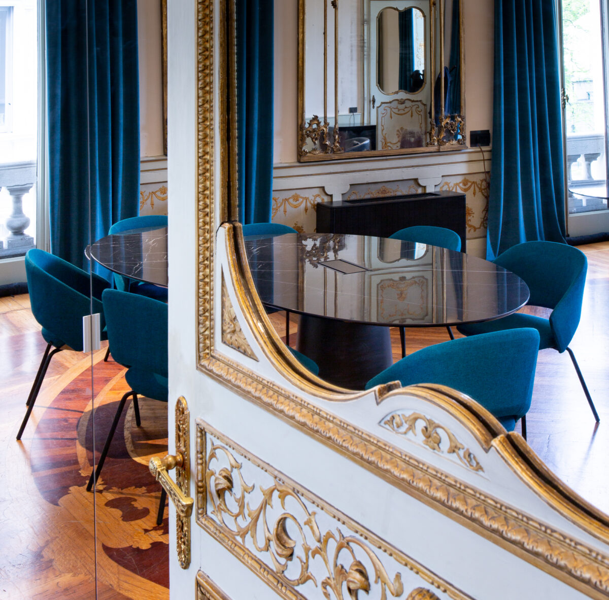 Chi sono i cacciatori di teste? Ecco qual è l’identikit di un mestiere molto particolare che guarda al futuro